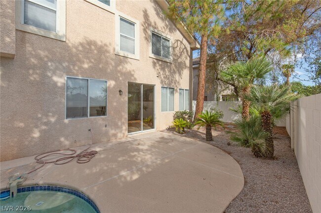 Building Photo - 256 Horizon Pointe Cir