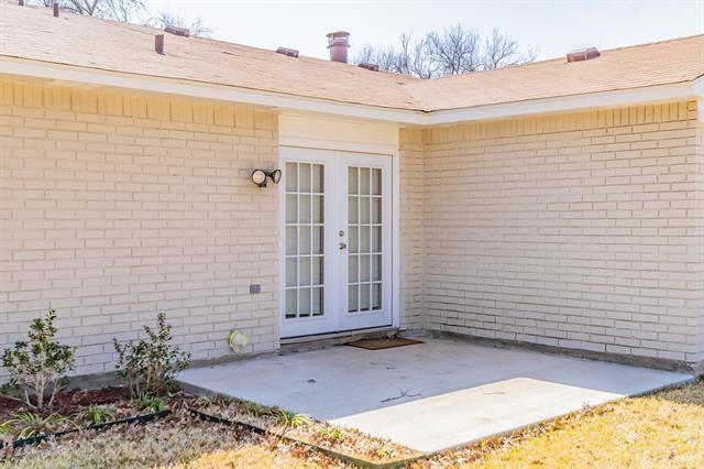 Building Photo - 448 Shadowcrest Ln
