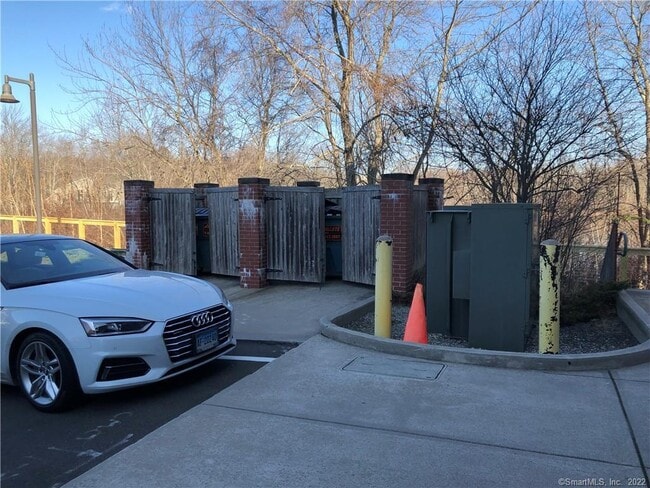 Building Photo - 22 Durham Rd