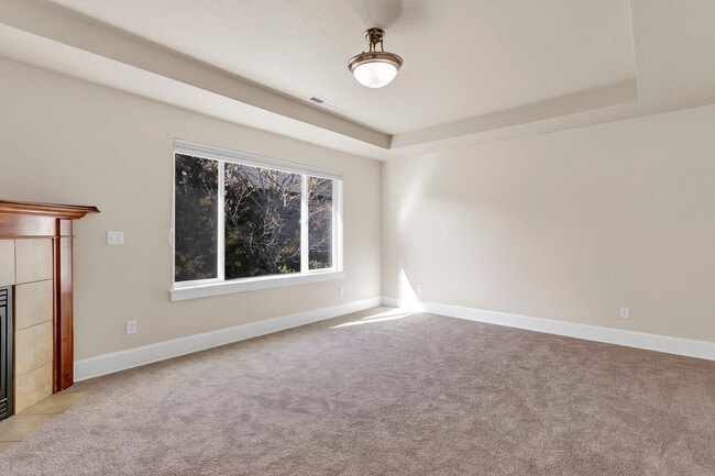 Building Photo - Beautifully Updated Home in Desirable Clackamas! + Solar