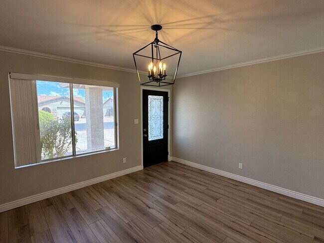 Building Photo - 1742 S Hall