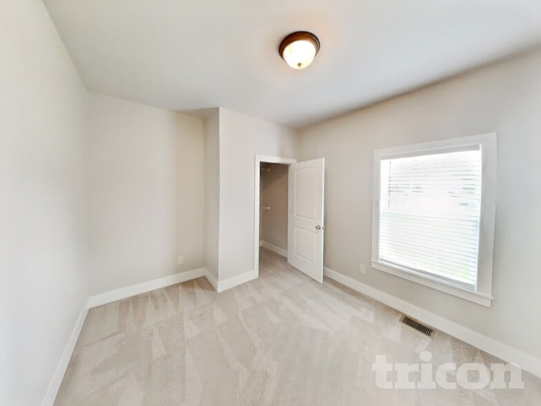Building Photo - 1084 Harper Dean Wy