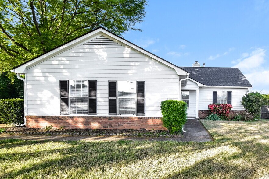 Building Photo - 6991 Raleigh Lagrange Rd