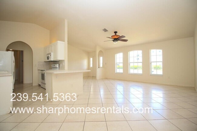 Building Photo - 1816 SW 38th Terrace