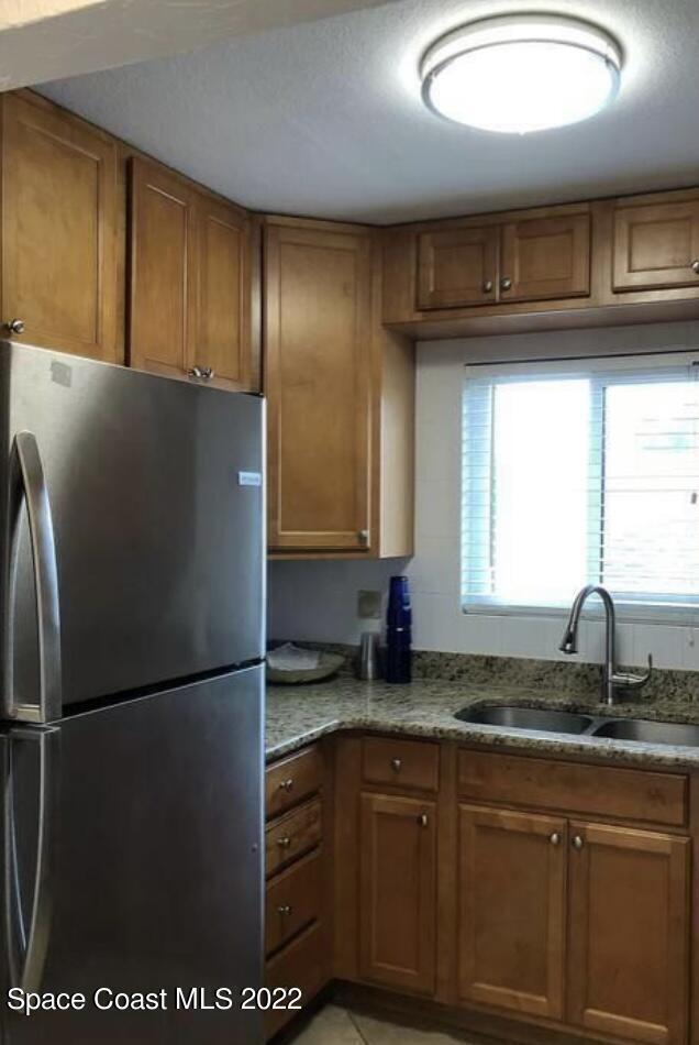 Building Photo - 102 S Peninsula Dr