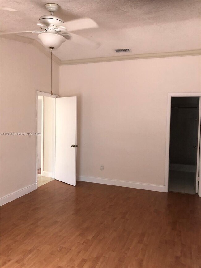 Building Photo - 12548 SW 119th Terrace