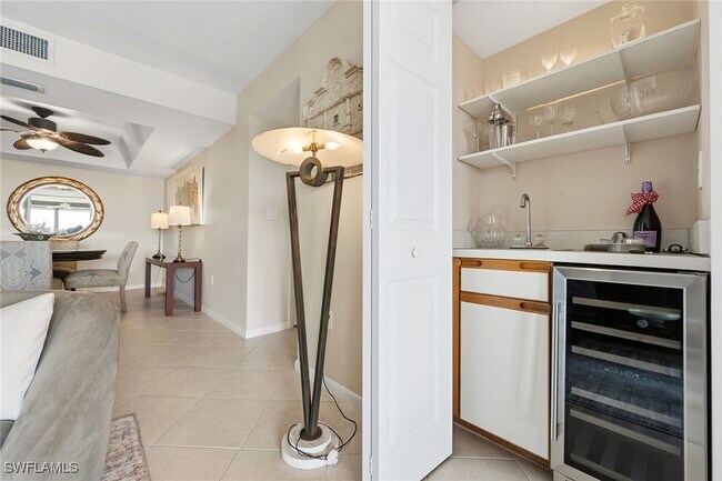 Building Photo - 5601 Turtle Bay Dr