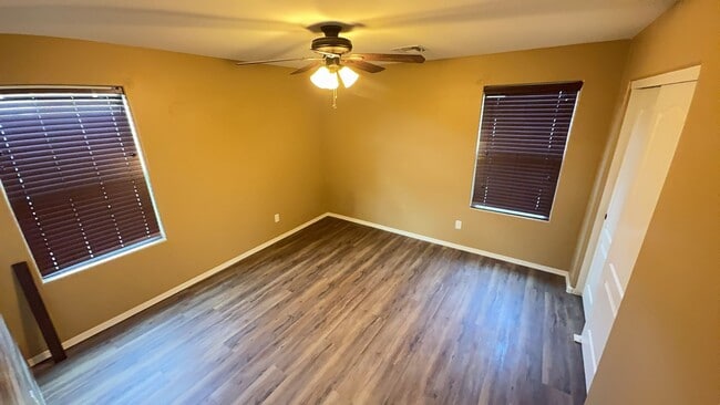 Building Photo - Beautiful 4 Bedroom - 2.5 Bath with Lots of Bonuses - Gilbert