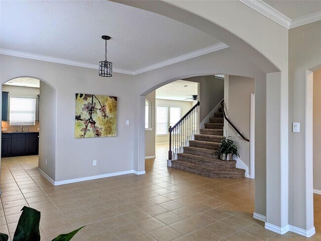 Building Photo - 10718 Wall Fern Way