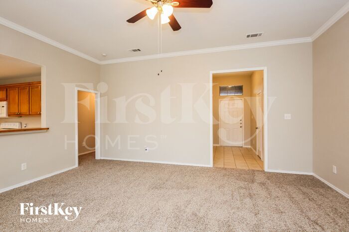 Building Photo - 960 Carlin Ln