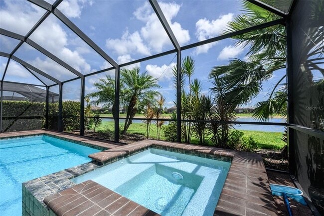 Building Photo - 15145 Spanish Point Dr