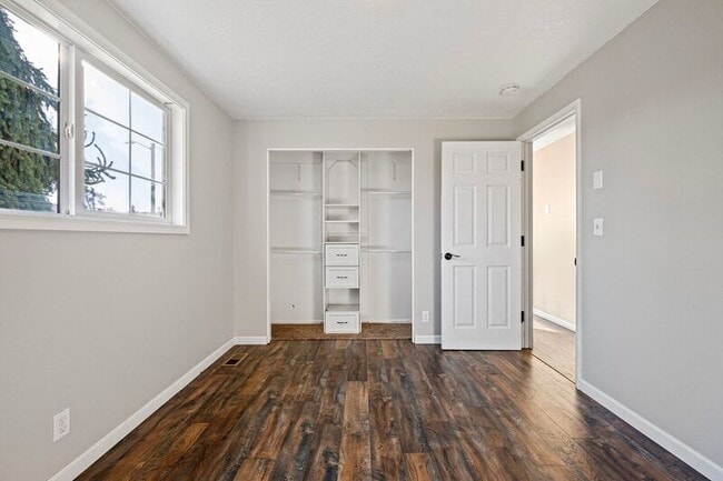 Building Photo - 2577 Elysium Ave