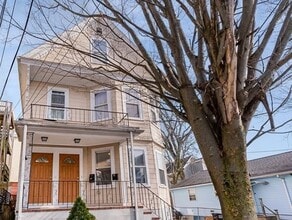 Building Photo - 59 Glenwood Rd