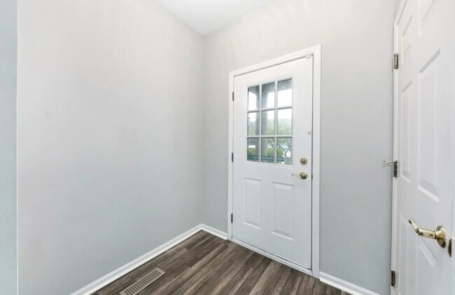 Building Photo - 2531 Bordeaux Ln