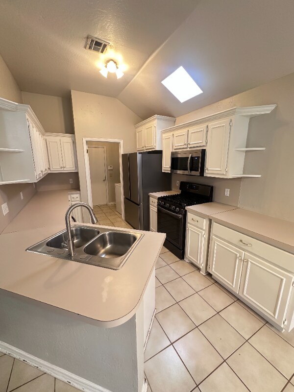 Building Photo - 412 McDonald Dr