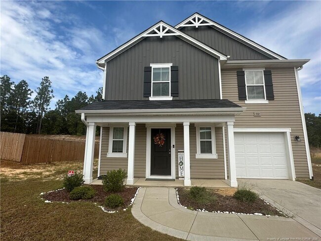 Primary Photo - 910 Sapphire Stone Ln