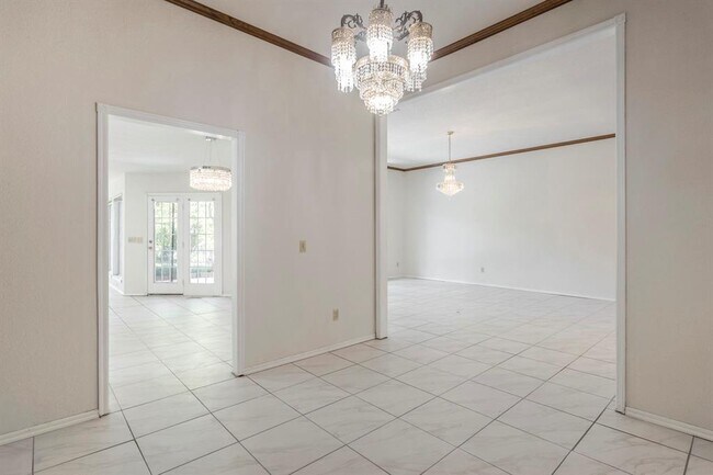 Building Photo - 2804 NW 158th St