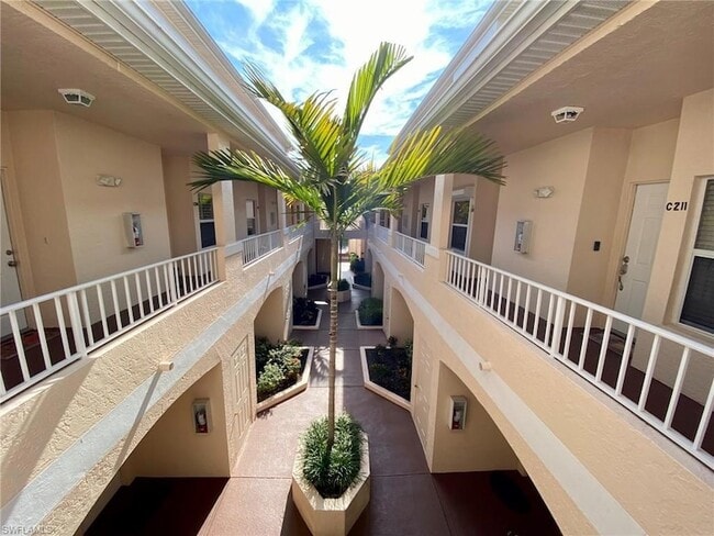 Building Photo - 1096 Woodshire Ln