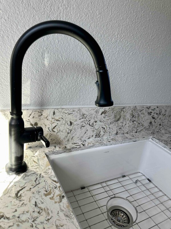 Building Photo - 357 E Putnam Ave