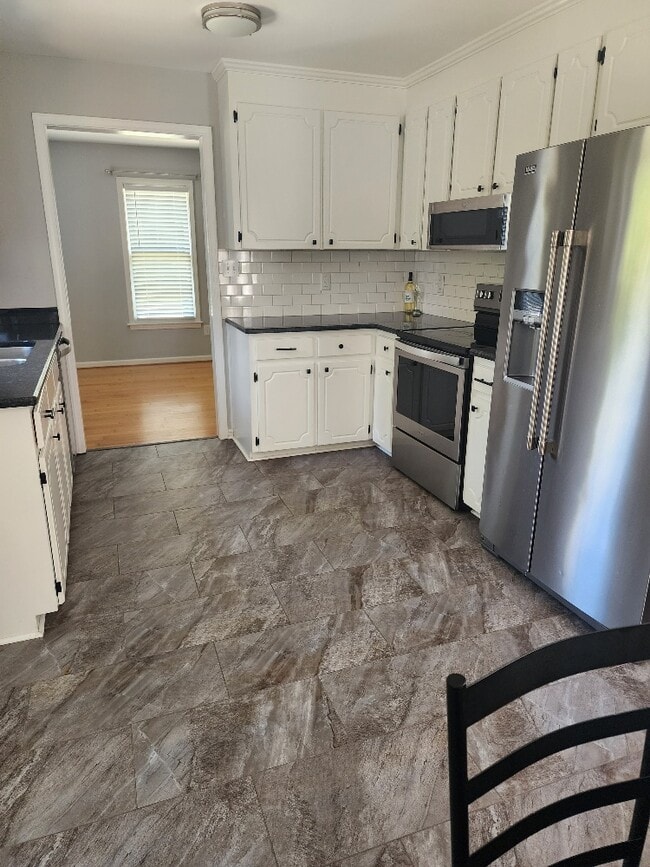 Building Photo - 124 Loblolly Cir