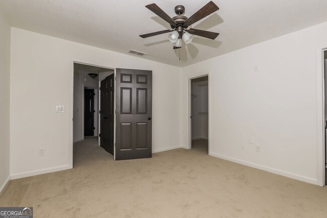 Building Photo - 2555 Flat Shoals Rd