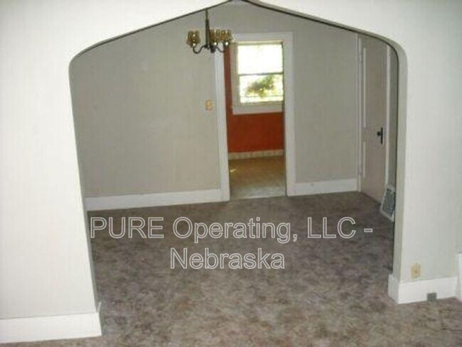 Building Photo - 215-225 N 49th St