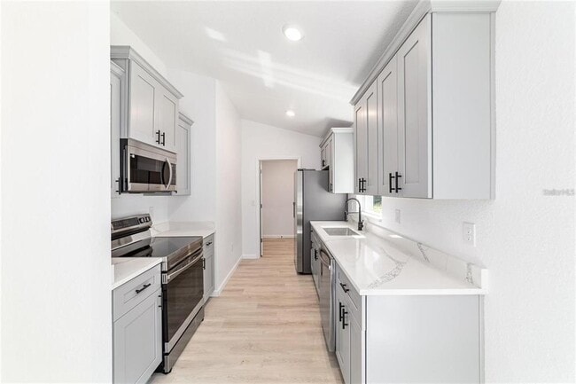 Building Photo - 15388 SW 26th Pl