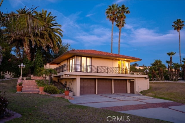 Building Photo - 984 La Cresta Pl