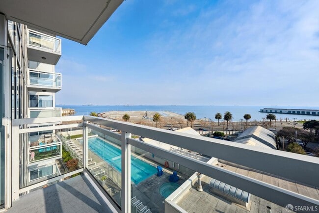 Building Photo - 501 Beale St