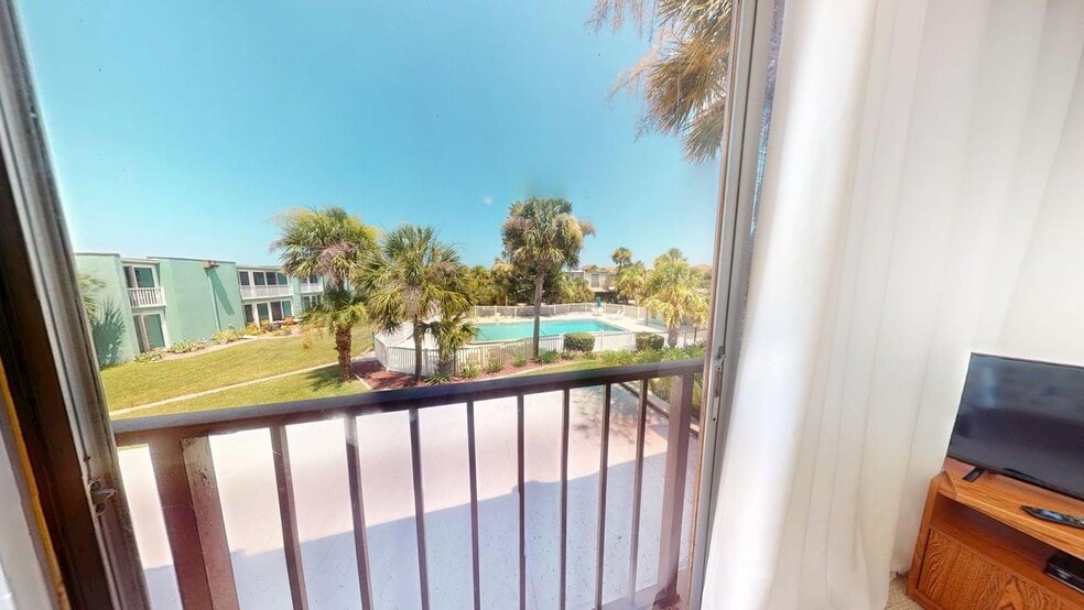 Building Photo - 5500 Ocean Shore Blvd