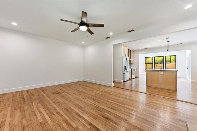 Building Photo - 3107 Dancy St
