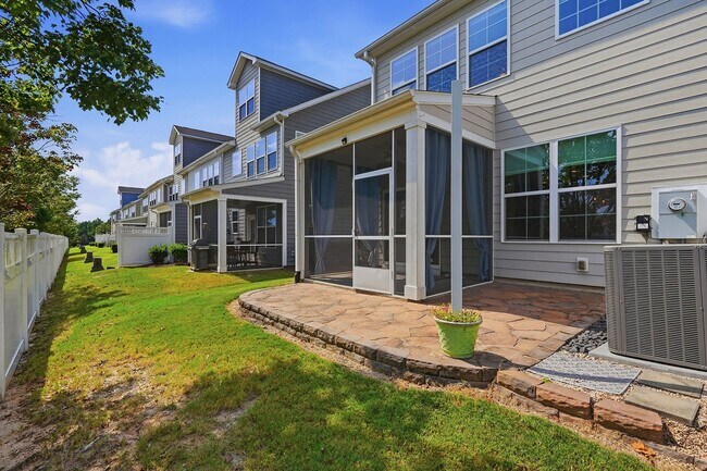 Building Photo - 1173 Little Gem Ln