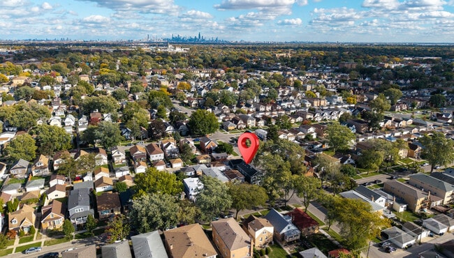 Building Photo - 2201 N 74th Ct