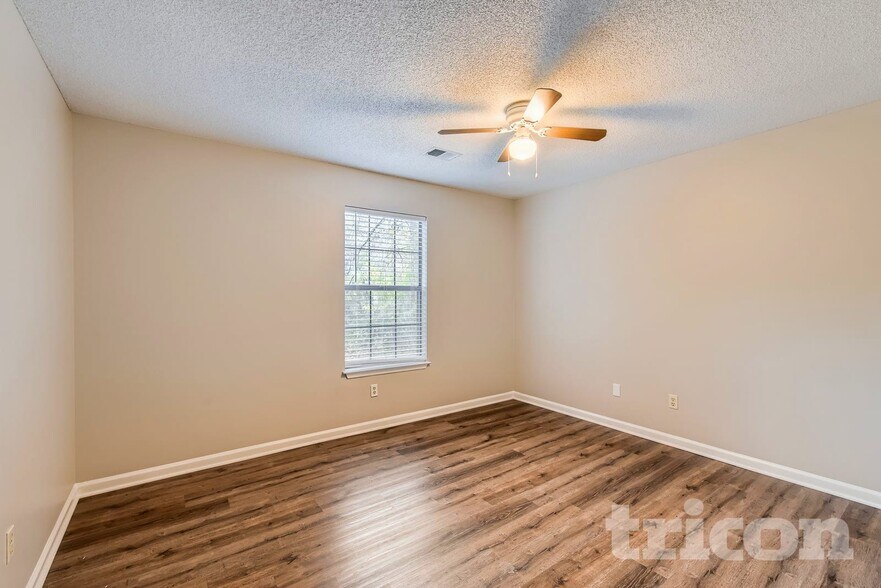 Building Photo - 80 Ridgewood Trail