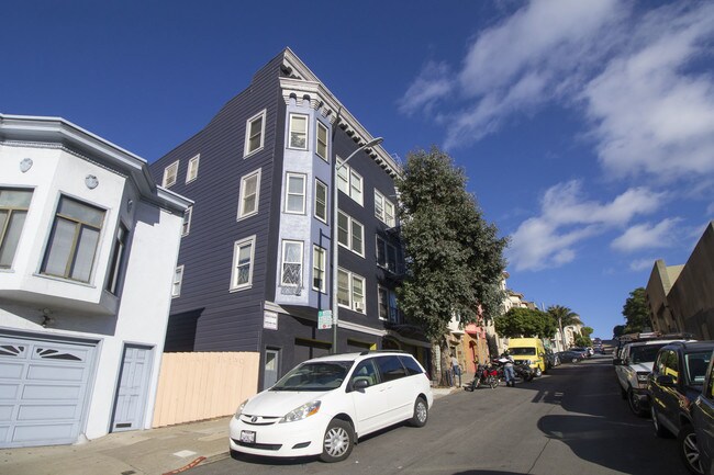 Building Photo - 1260 Broadway