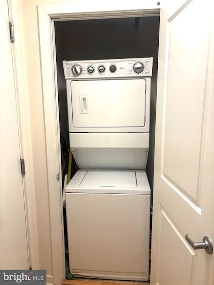 Building Photo - 475 K St NW