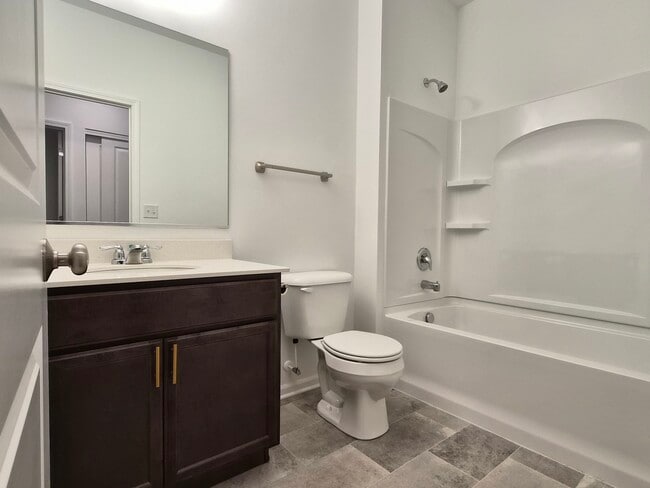 Building Photo - 4391 Chelsea Mnr Cir