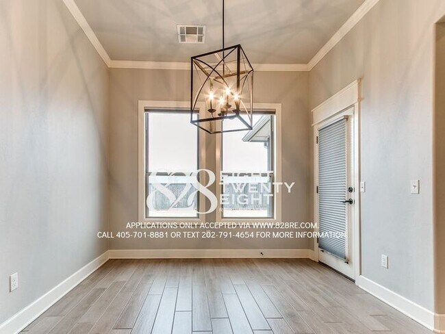 Building Photo - ABSOLUTELY STUNNING 4 BD/3 BATH HOME IN WI...