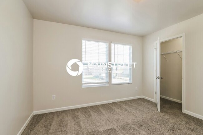 Building Photo - 3 Bedroom Pet-Friendly Home in GIBSONVILLE...