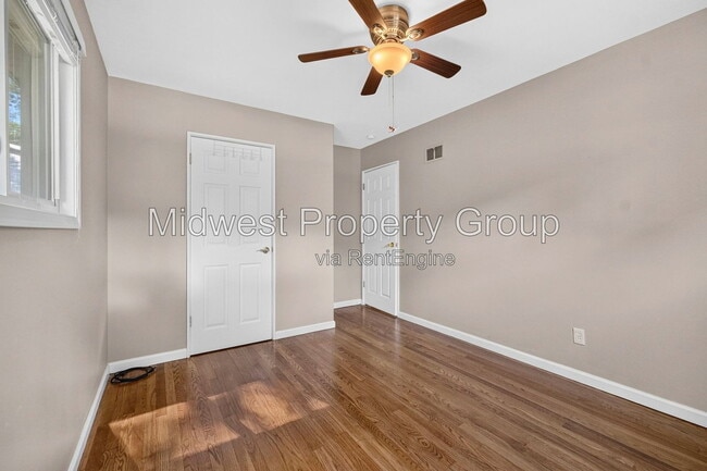 Building Photo - 1205 Acredale Dr