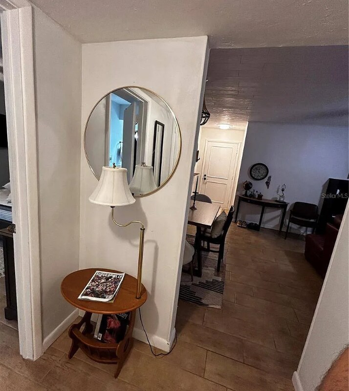 Building Photo - 2207 Belleair Rd