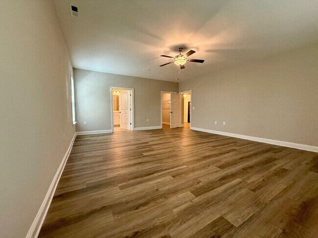 Building Photo - Anderson Creek Club Golf Course View - Available Now