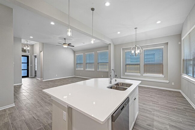 Building Photo - 4215 Haven Crest Ln