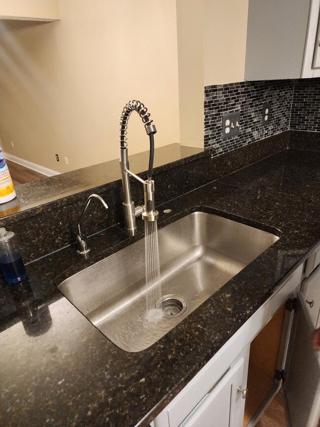 Building Photo - 9308 Gordon Ct