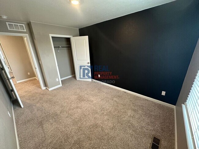 Building Photo - 21772 E 8th Ave