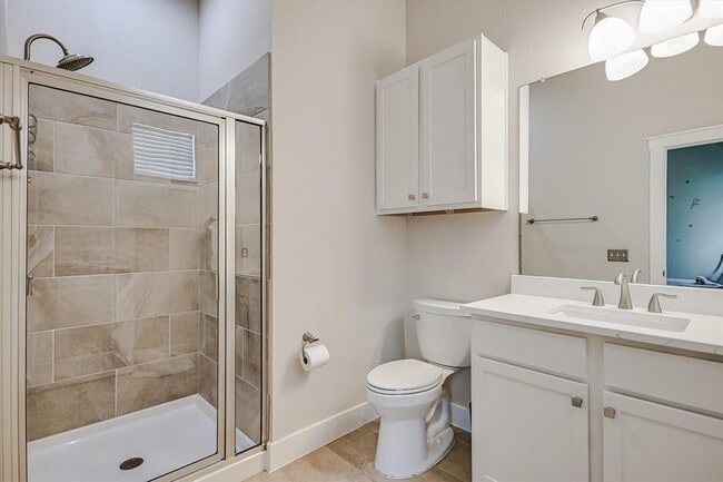 Building Photo - 2520 Bluebonnet Ln