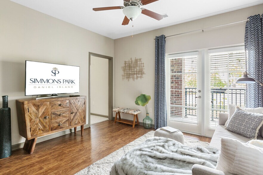 Simmons Park 211 River Landing Dr Daniel Island SC 29492 Apartment