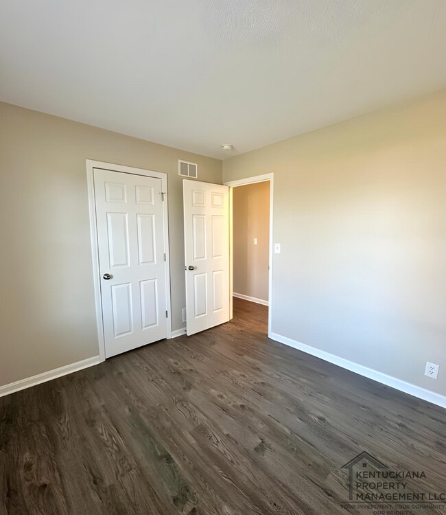 Building Photo - 3BR/2BA Home For Rent in Fern Creek!