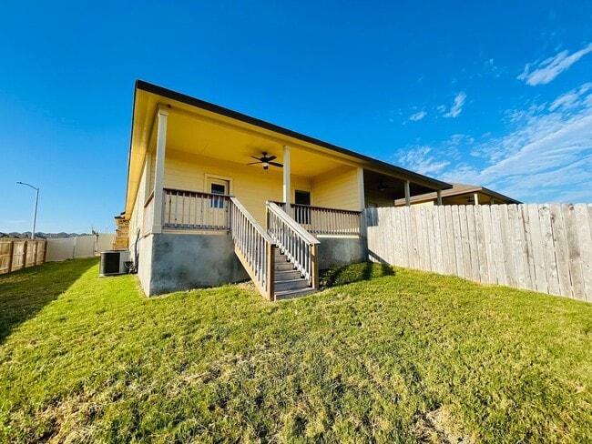 Building Photo - 3/2 in Knox Ridge