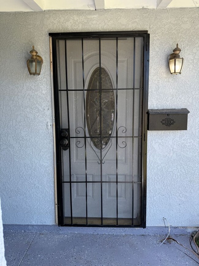 Building Photo - Charming 4-Bedroom Home for Rent in San Be...